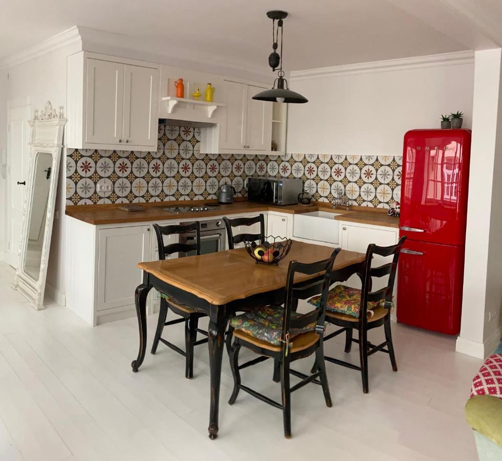 Shabby Chic - Apartment In The Heart Of Vilnius Old Town Dış mekan fotoğraf
